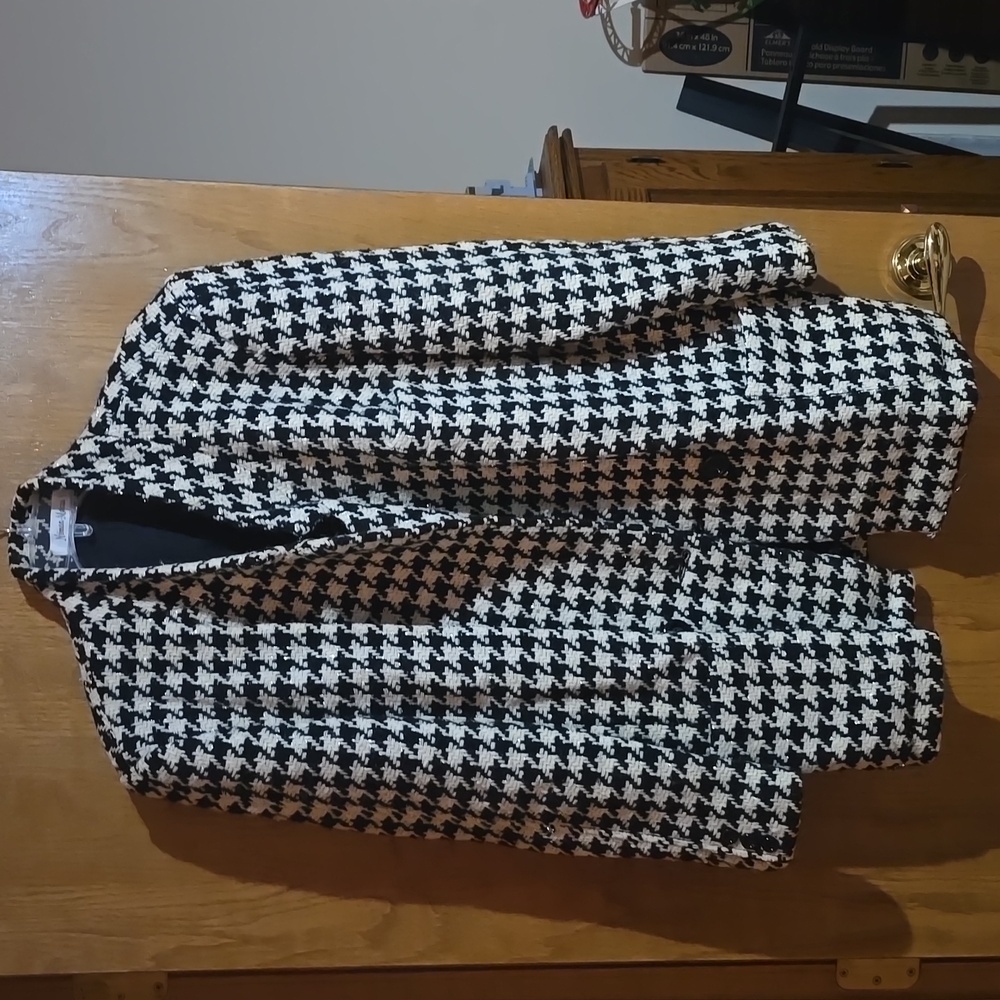 Womens Houndstooth winter coat